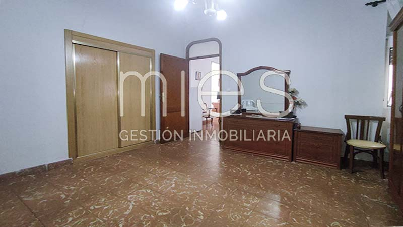 mies inmobiliaria vende piso torrent oportunida ayuntamiento gomez ferrer vedat