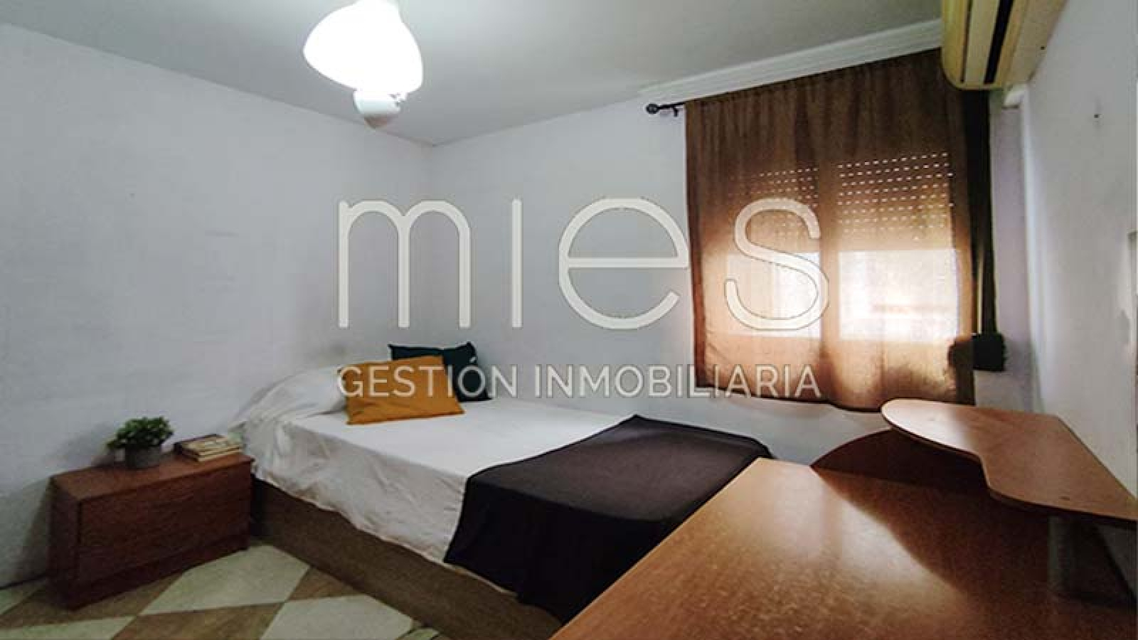 mies inmobiliaria vende piso moli ascensor oportunidad inversión