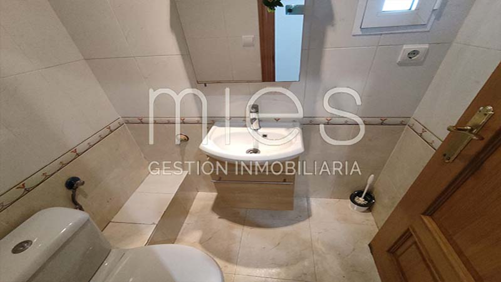 mies inmobiliaria vende piso moli ascensor oportunidad inversión