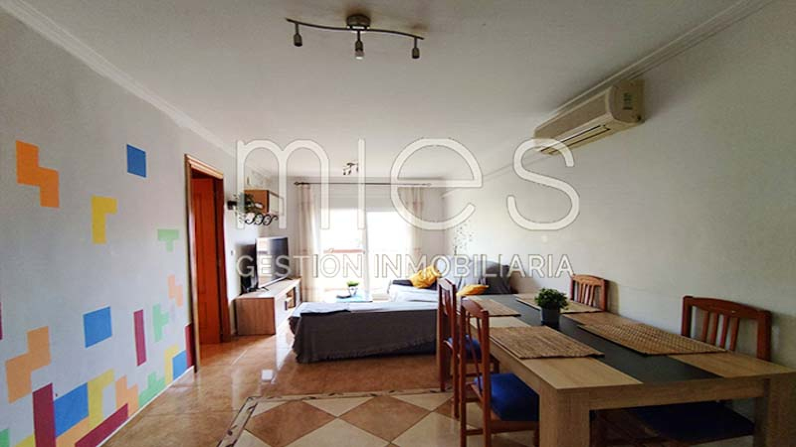 mies inmobiliaria vende piso moli ascensor oportunidad inversión