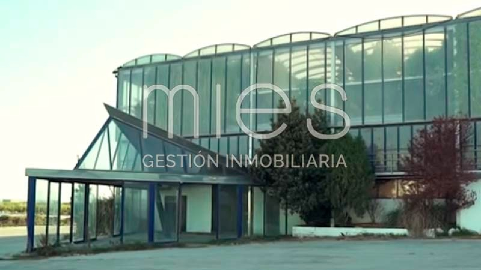 EN SOLLANA VENDE INMOBILIARIA MIES