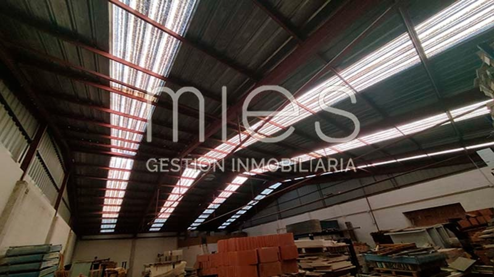 mies inmobiliaria vende aparcamiento