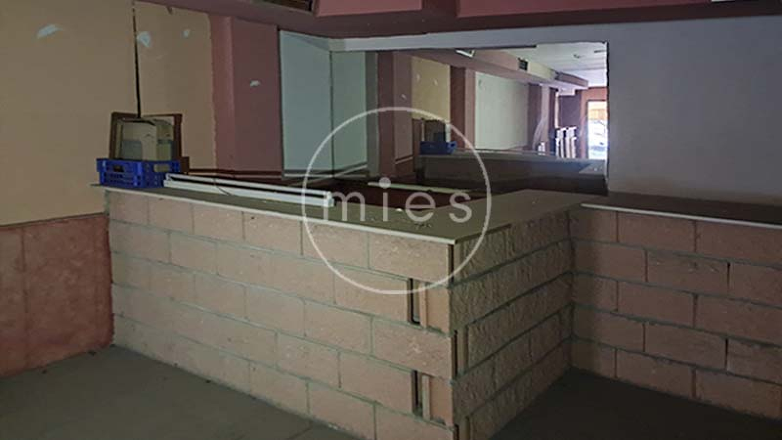 mies inmobiliaria vende local torrent bar restaurante