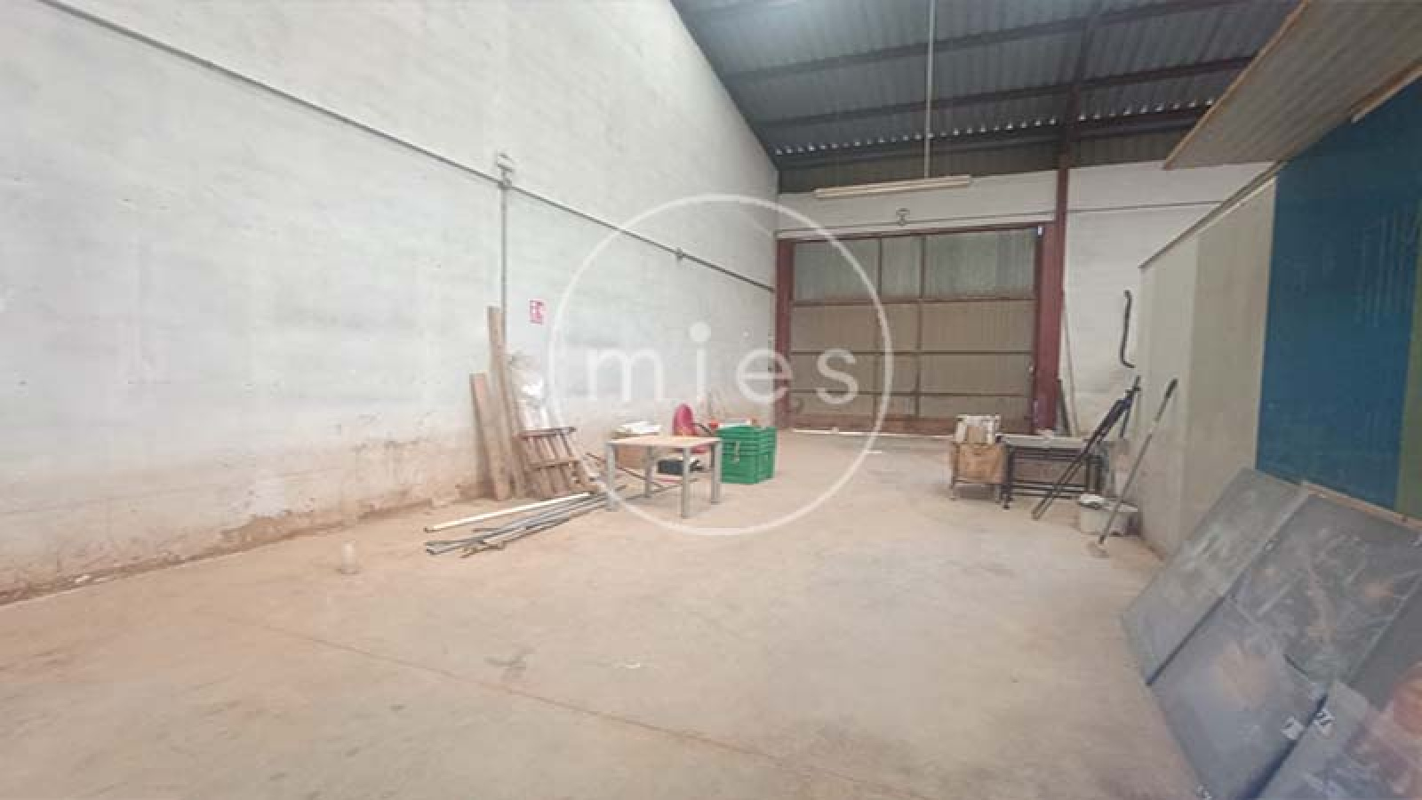 mies inmobiliaria alquila nave