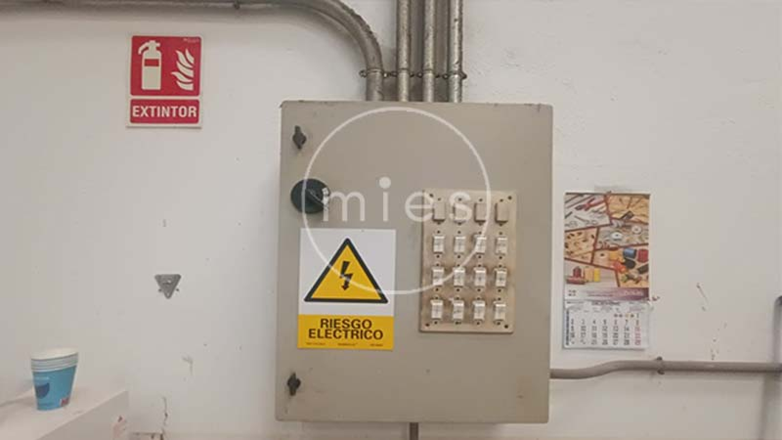 mies inmobiliaria alquila nave