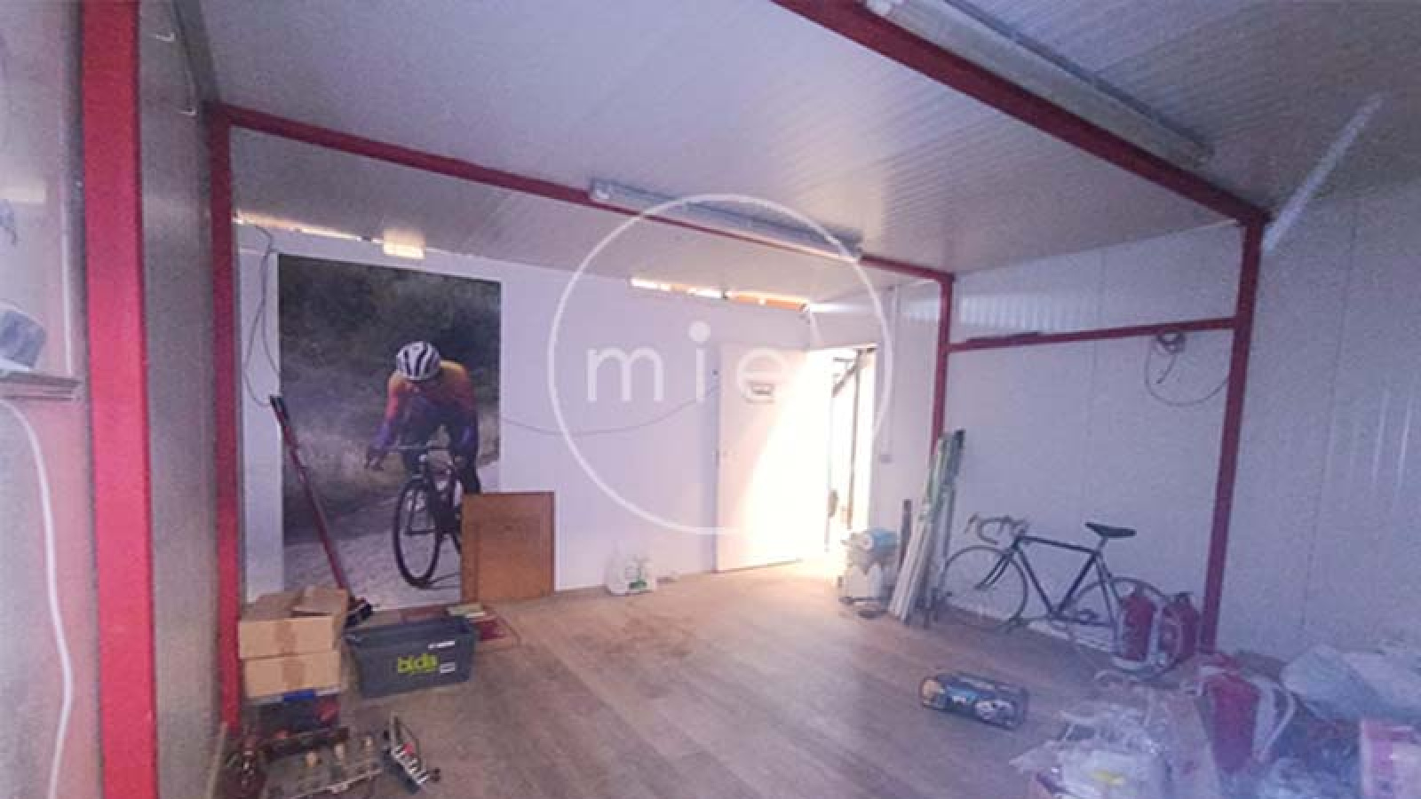 mies inmobiliaria alquila nave