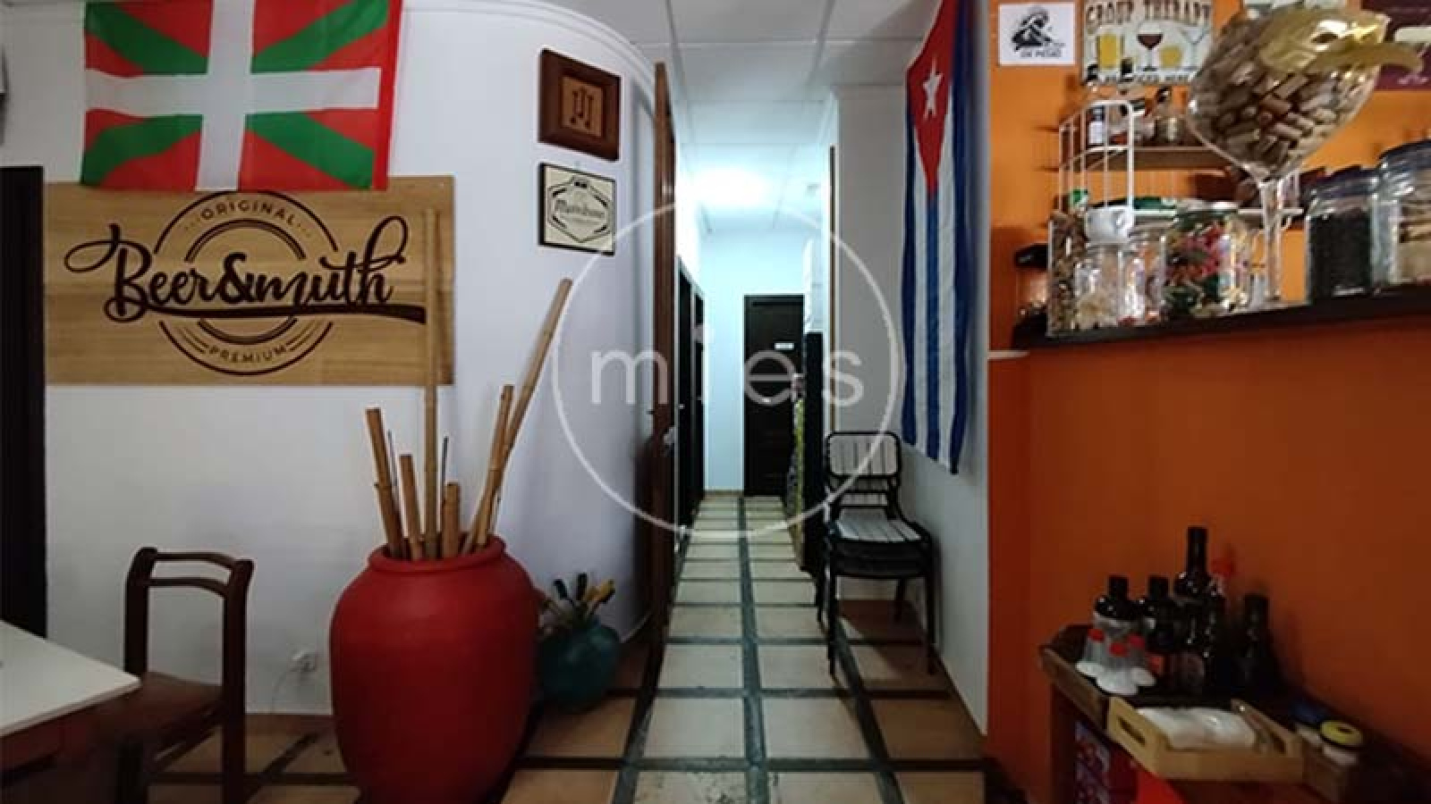 mies inmobiliaria vende traspasa cerveceria extranjeros montserrat