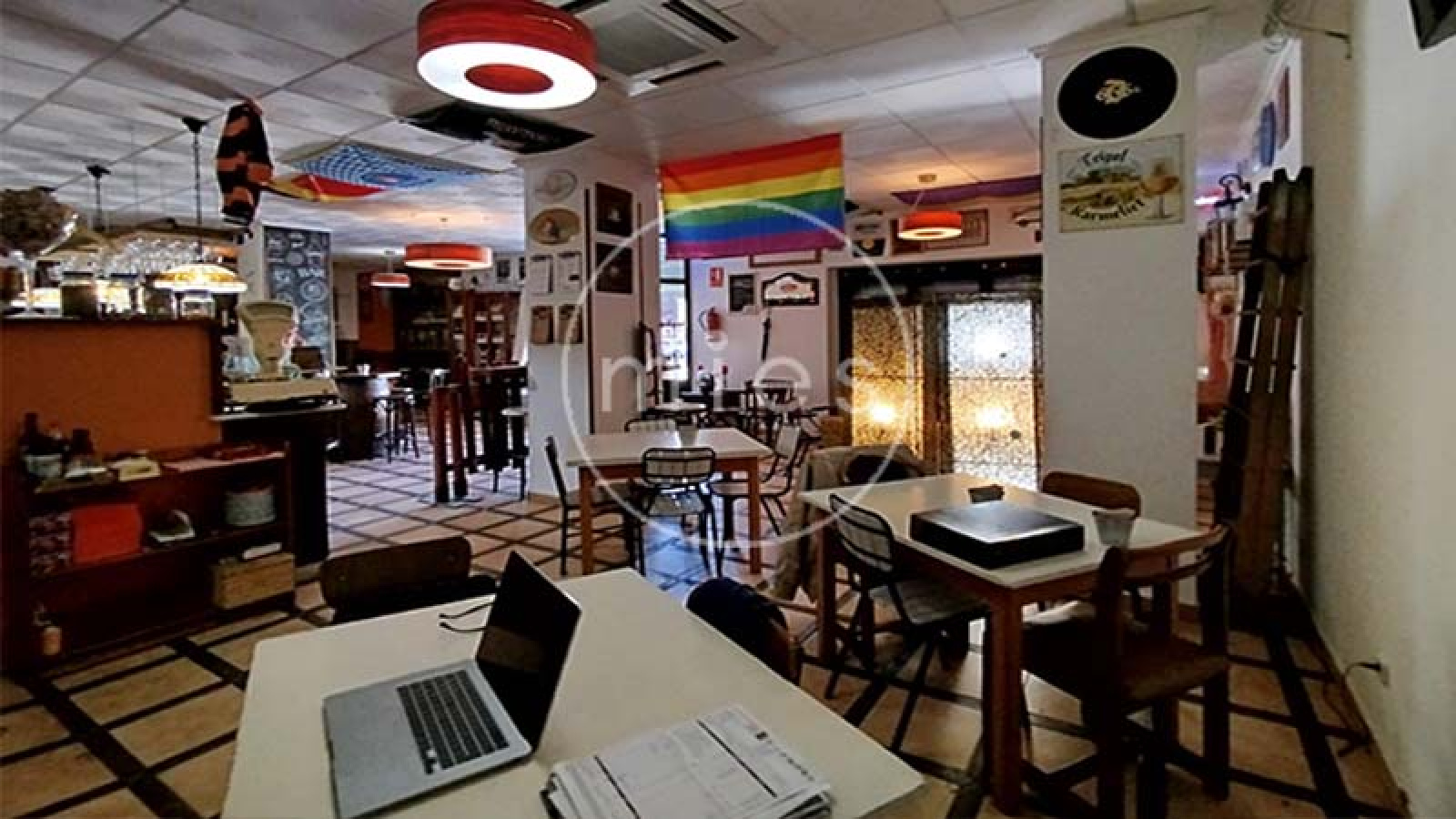 mies inmobiliaria vende traspasa cerveceria extranjeros montserrat