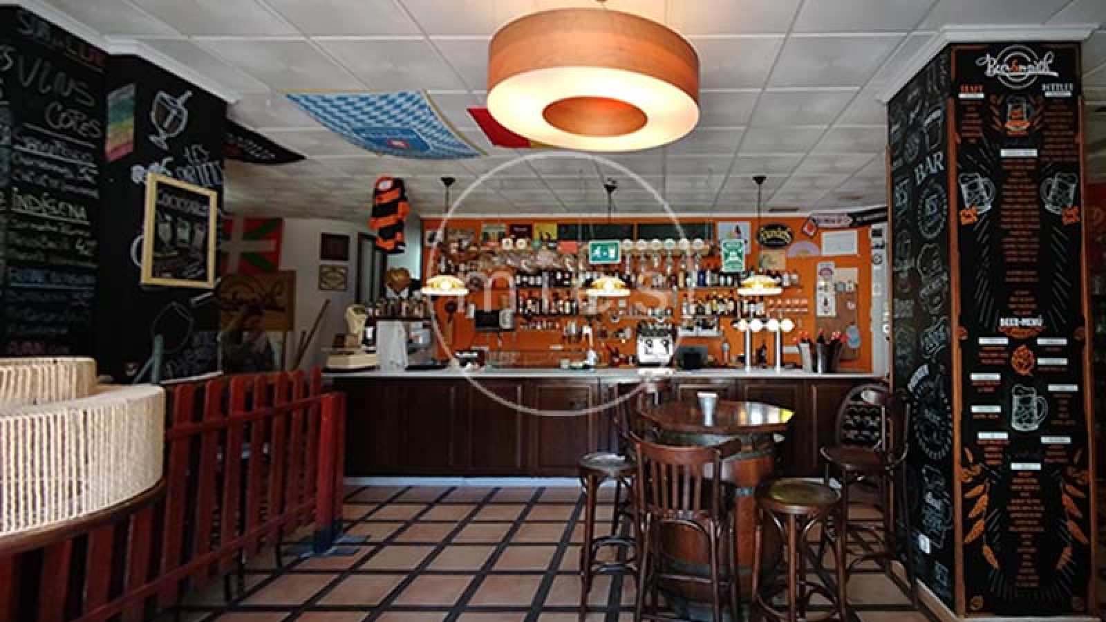 mies inmobiliaria vende traspasa cerveceria extranjeros montserrat