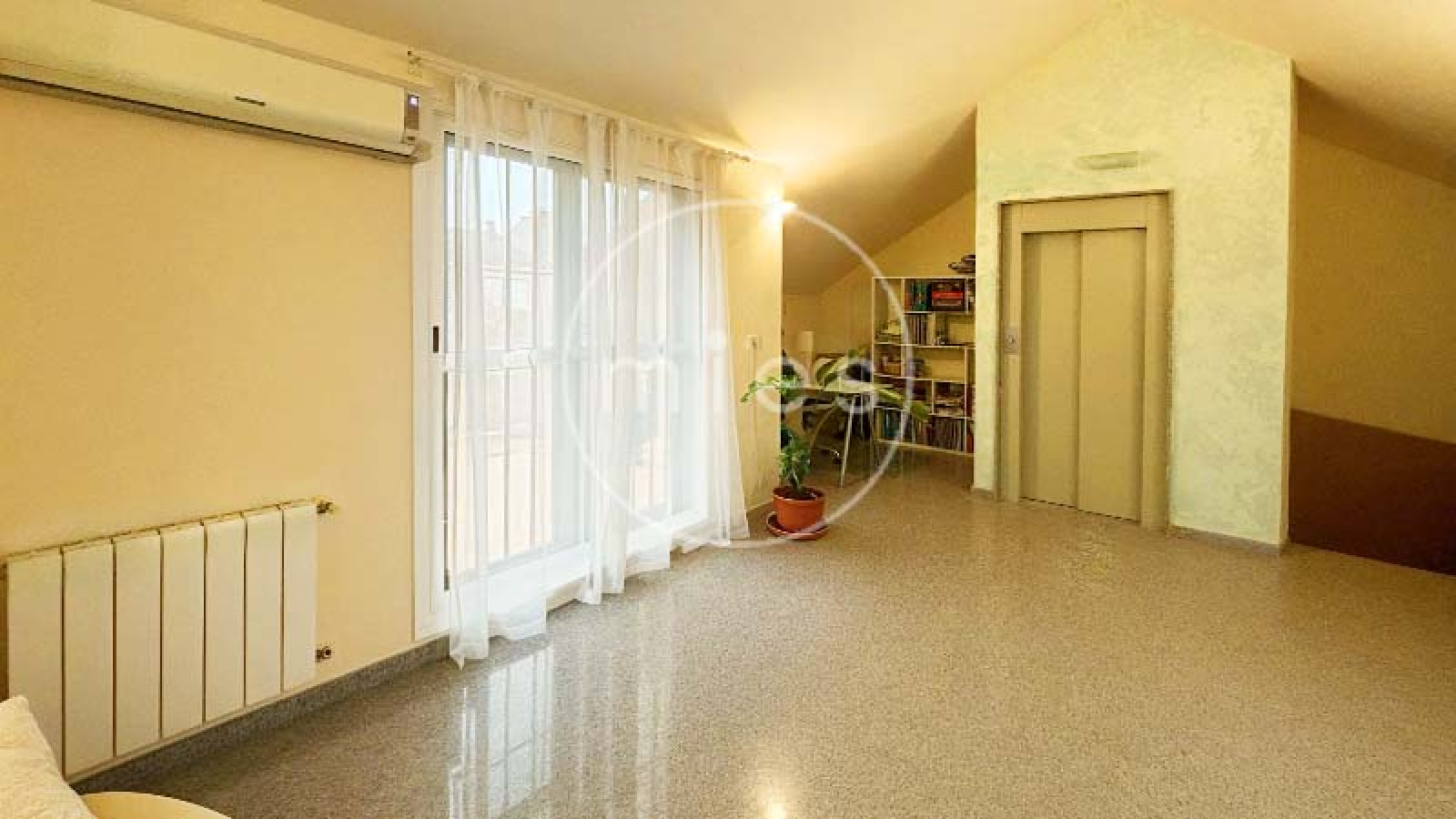 MIEs inmobiliaria vende chalet adosado en picanya 