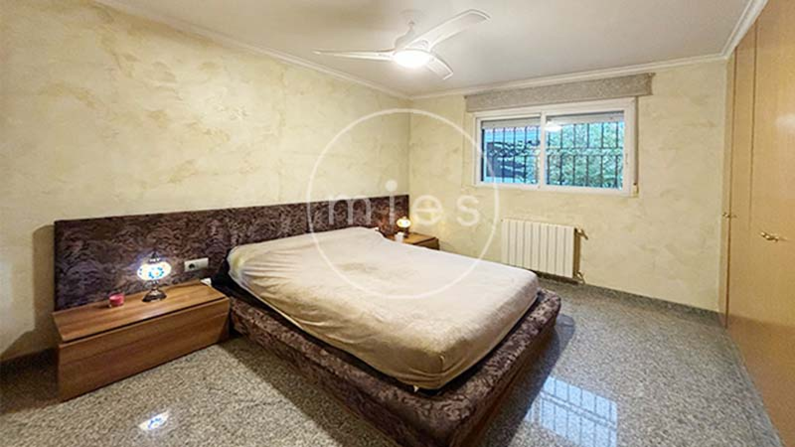 MIEs inmobiliaria vende chalet adosado en picanya 