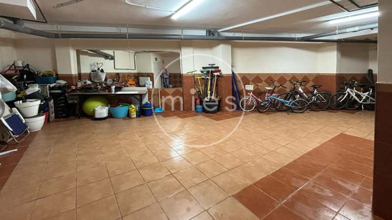 MIEs inmobiliaria vende chalet adosado en picanya 