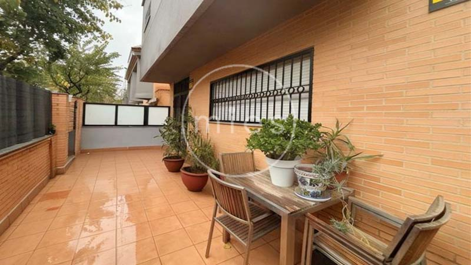 MIEs inmobiliaria vende chalet adosado en picanya 