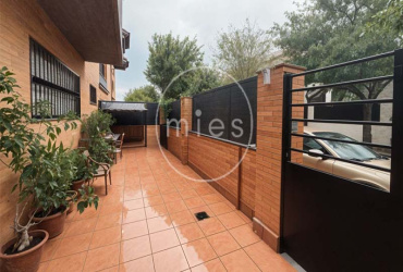 MIEs inmobiliaria vende chalet adosado en picanya 