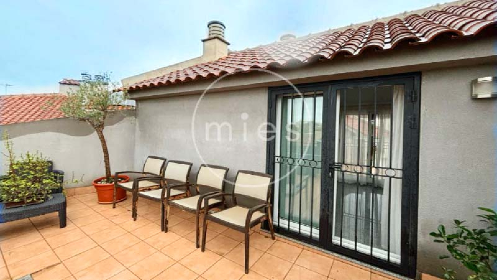 MIEs inmobiliaria vende chalet adosado en picanya 