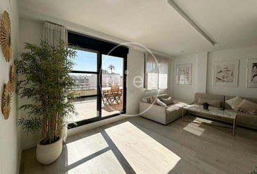 Minimalismo clásico, ático dúplex en Picanya, ático en Valencia, vivienda exclusiva Picanya, diseño minimalista, casa reformada Picanya, hogar luminoso Picanya, inmobiliaria en Picanya, vivienda cerca de Valencia, atico con terrazas, Mies Gestión Inmobiliaria  