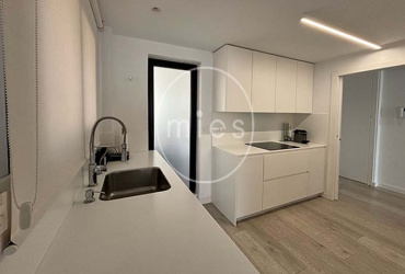 Minimalismo clásico, ático dúplex en Picanya, ático en Valencia, vivienda exclusiva Picanya, diseño minimalista, casa reformada Picanya, hogar luminoso Picanya, inmobiliaria en Picanya, vivienda cerca de Valencia, atico con terrazas, Mies Gestión Inmobiliaria  