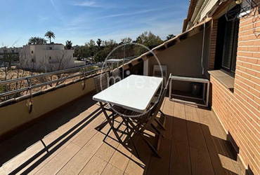 Minimalismo clásico, ático dúplex en Picanya, ático en Valencia, vivienda exclusiva Picanya, diseño minimalista, casa reformada Picanya, hogar luminoso Picanya, inmobiliaria en Picanya, vivienda cerca de Valencia, atico con terrazas, Mies Gestión Inmobiliaria  