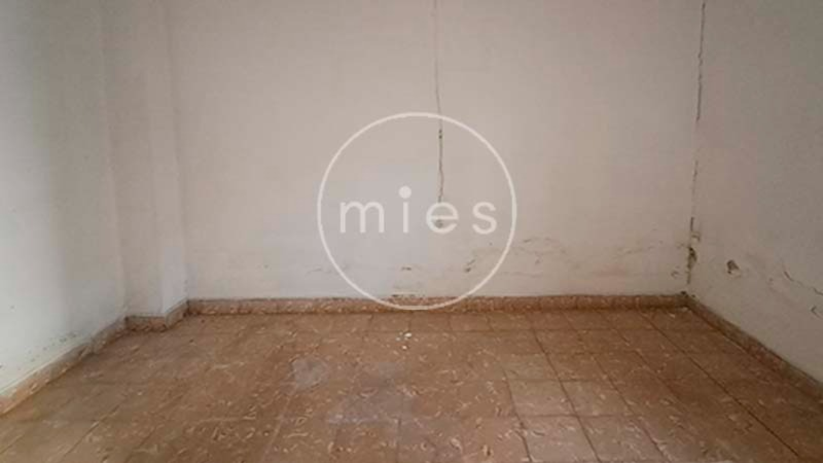 EN TORRENTE INMOBILIARIA MIES VENDE