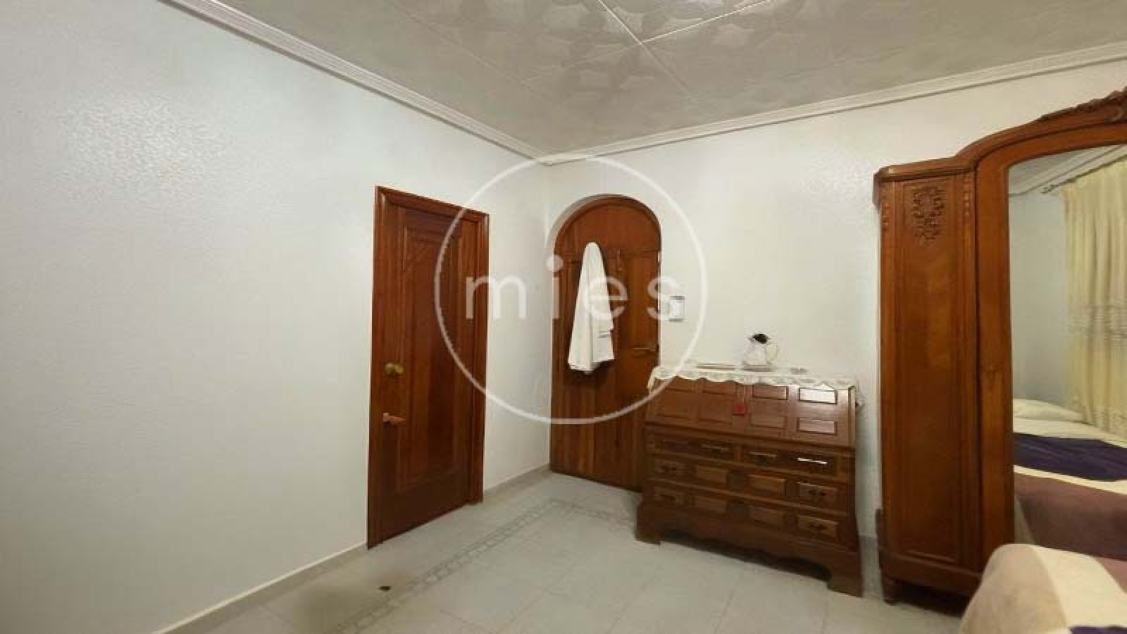 EN TURÍS INMOBILIARIA MIES VENDE