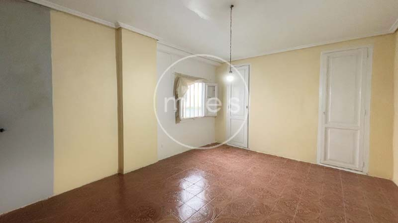 EN TURÍS INMOBILIARIA MIES VENDE