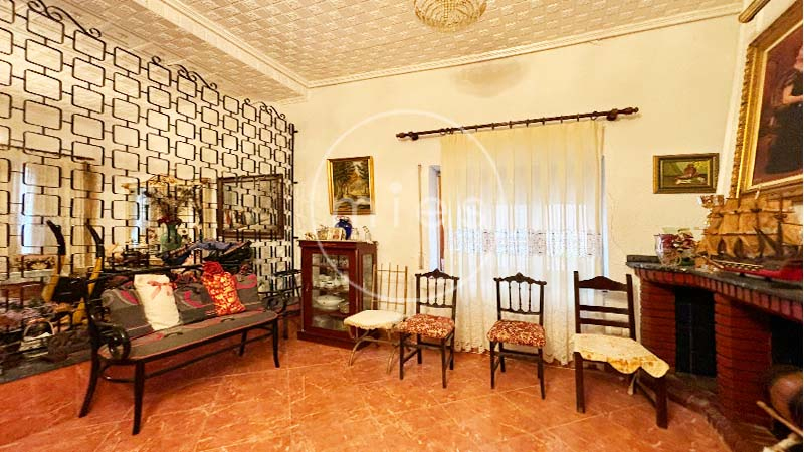 EN TURÍS INMOBILIARIA MIES VENDE