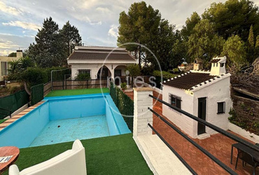 EN TURIS MIES INMOBILIARIA VENDE