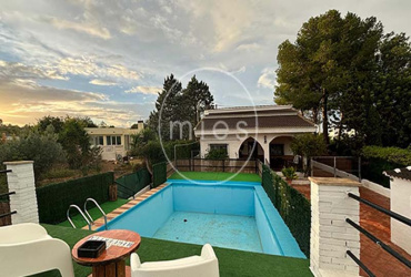 EN TURIS MIES INMOBILIARIA VENDE