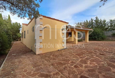 EN REAL DE MONTROY INMOBILIARIA MIES VENDE