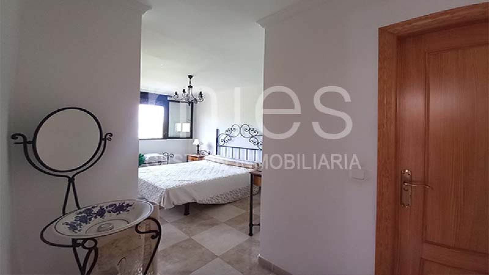 mies inmobiliaria vende chalet altury