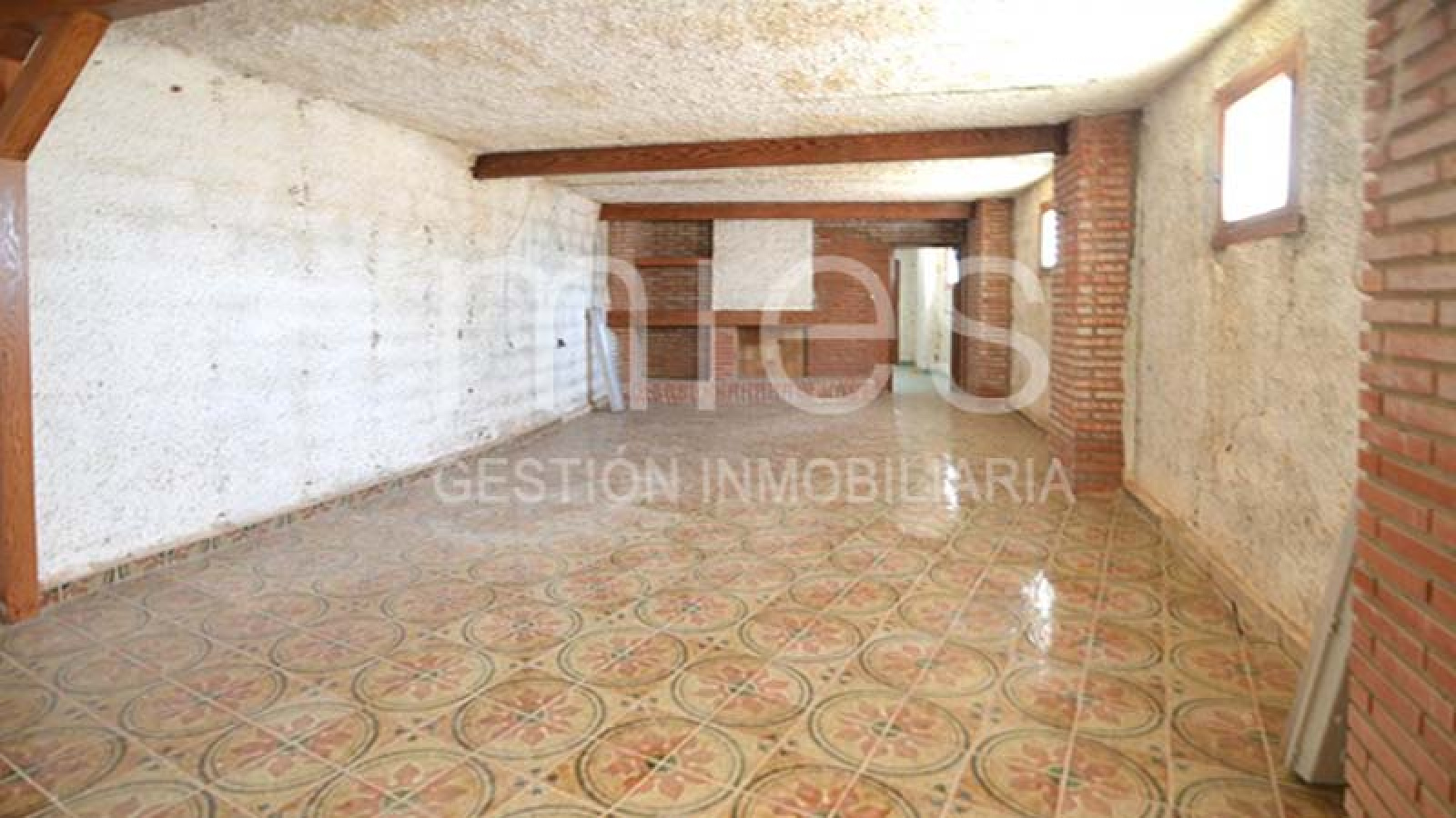EN TURIS INMOBILIARIA MIES VENDE