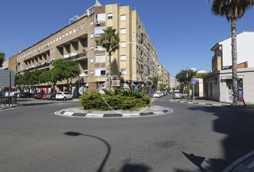 mies inmobiliaria vende local aldaia