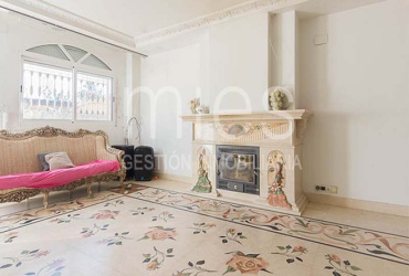 EN VALENCIA INMOBILIARIA MIES VENDE