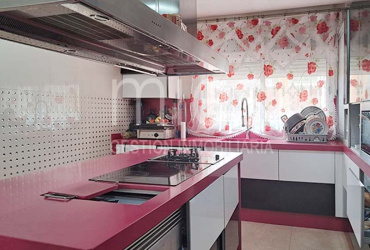 EN VALENCIA INMOBILIARIA MIES VENDE