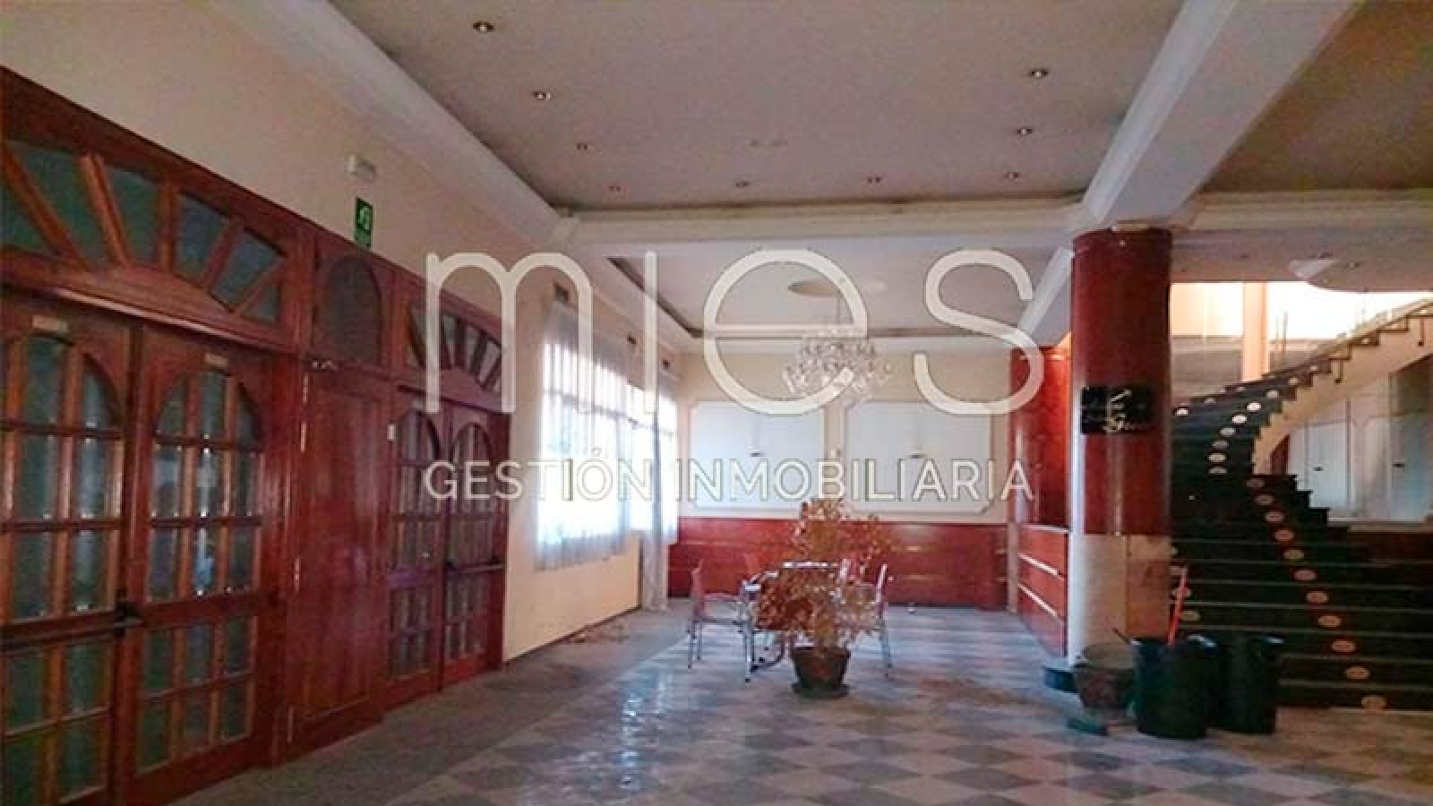 EN BENETÚSER VENDE MIES INMOBILIARIA