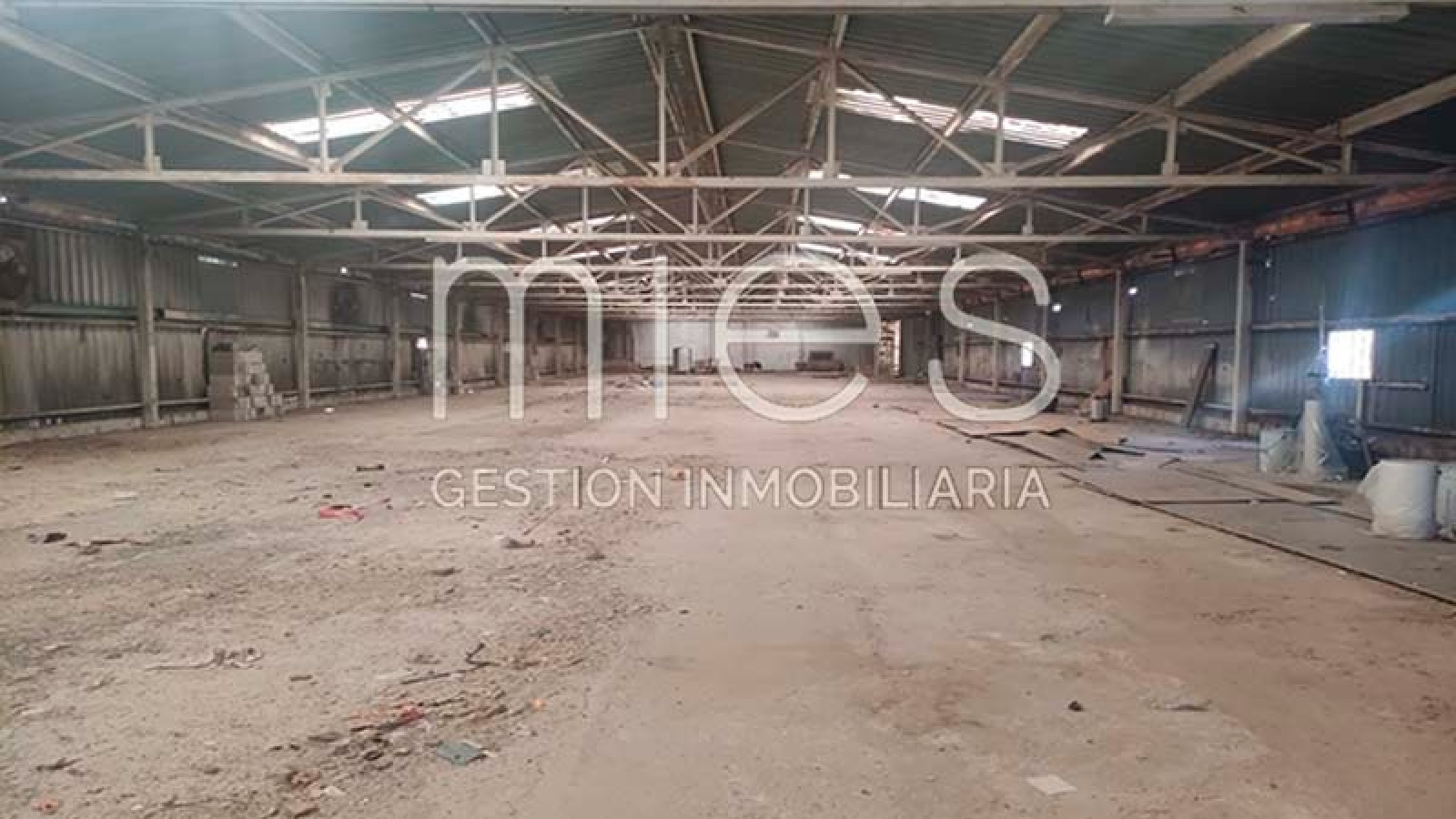 INMOBILIARIA MIES VENDE NAVE EN ALDAIA
