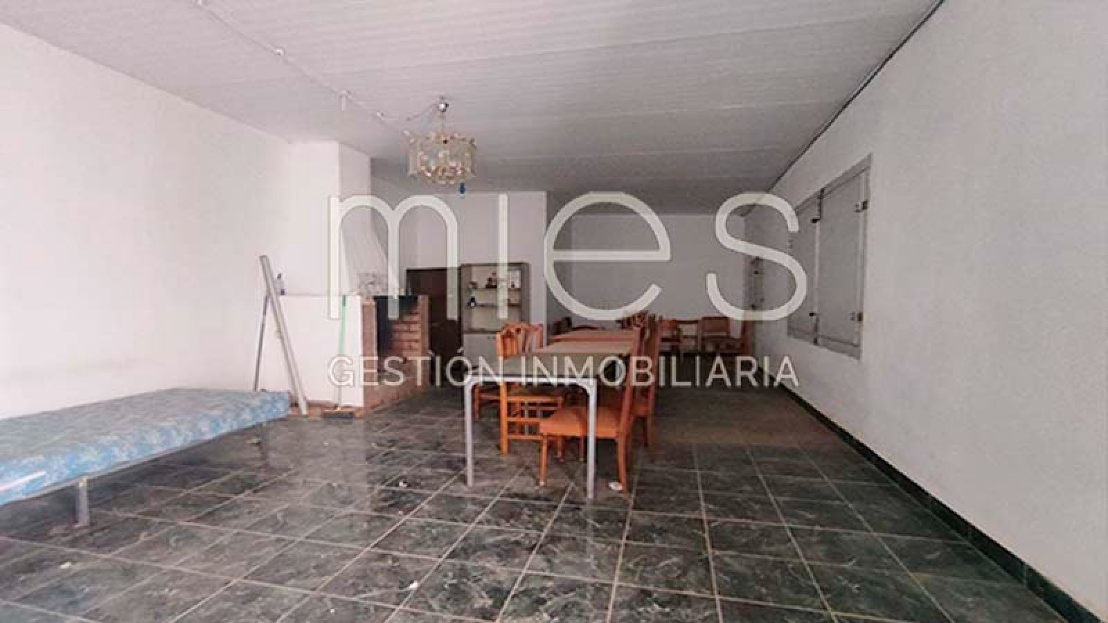 INMOBILIARIA MIES VENDE NAVE EN ALDAIA