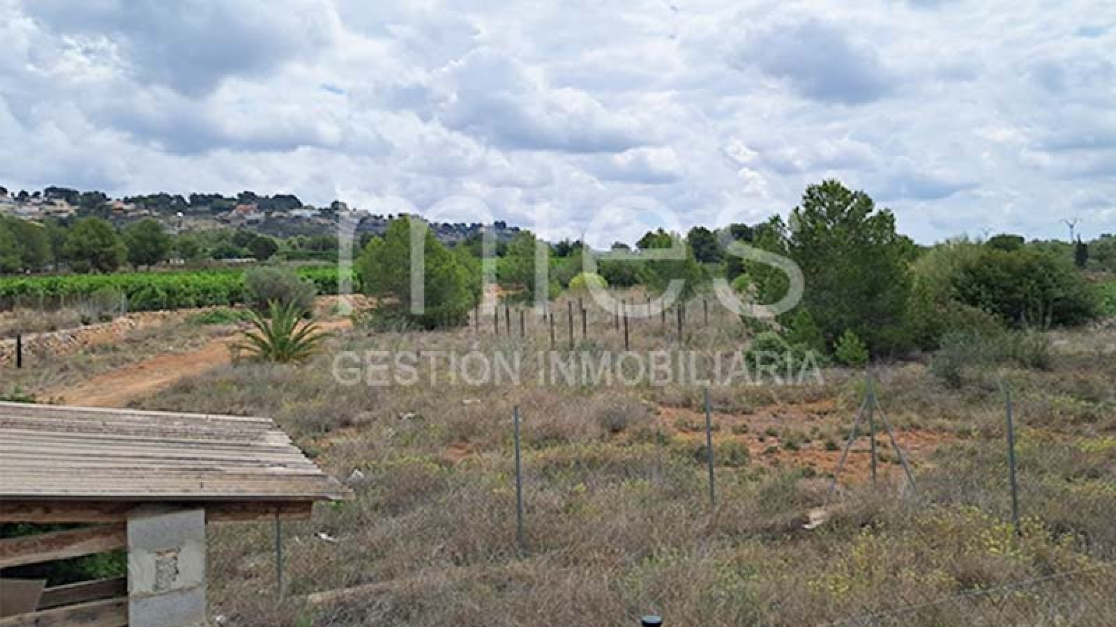 Caseta en Venta en Xarco Secs, Torrent - Parcela Vallada de 13.847 m² | MIES Inmobiliaria