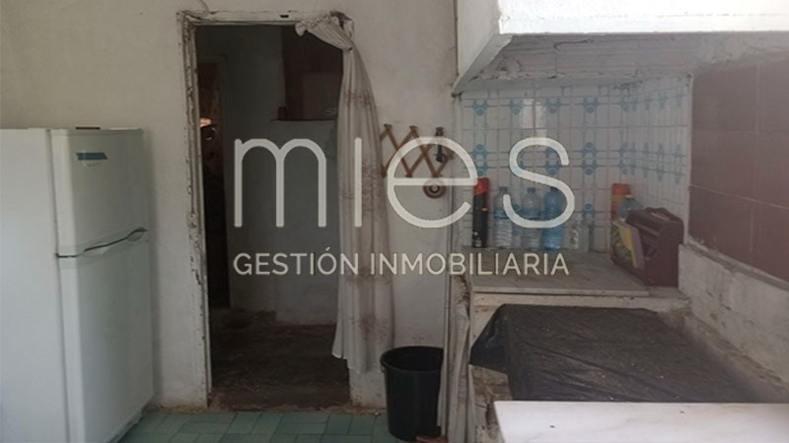 INMOBILIARIA MIES VENDE CHALET MACASTRE