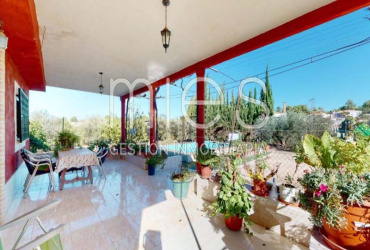 mies inmobiliaria vende chalet montserrat