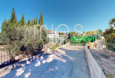 mies inmobiliaria vende chalet montserrat