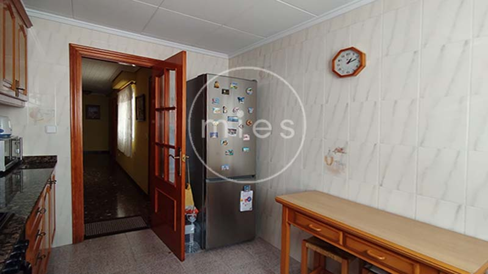 Mies inmobiliaria vende casa en torrent, la ermita