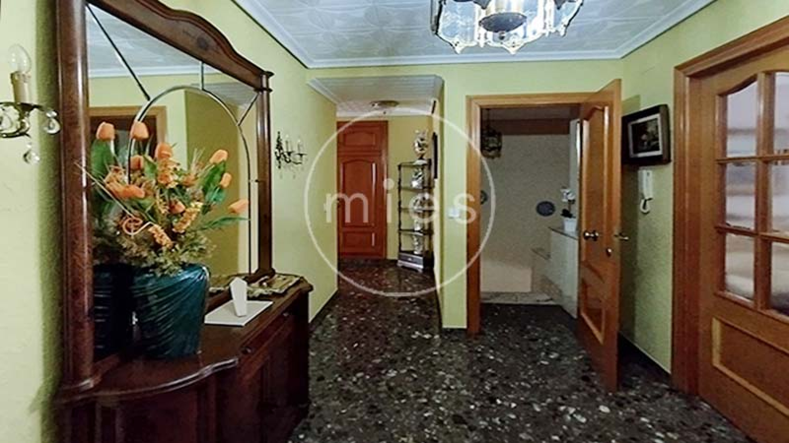 Mies inmobiliaria vende casa en torrent, la ermita