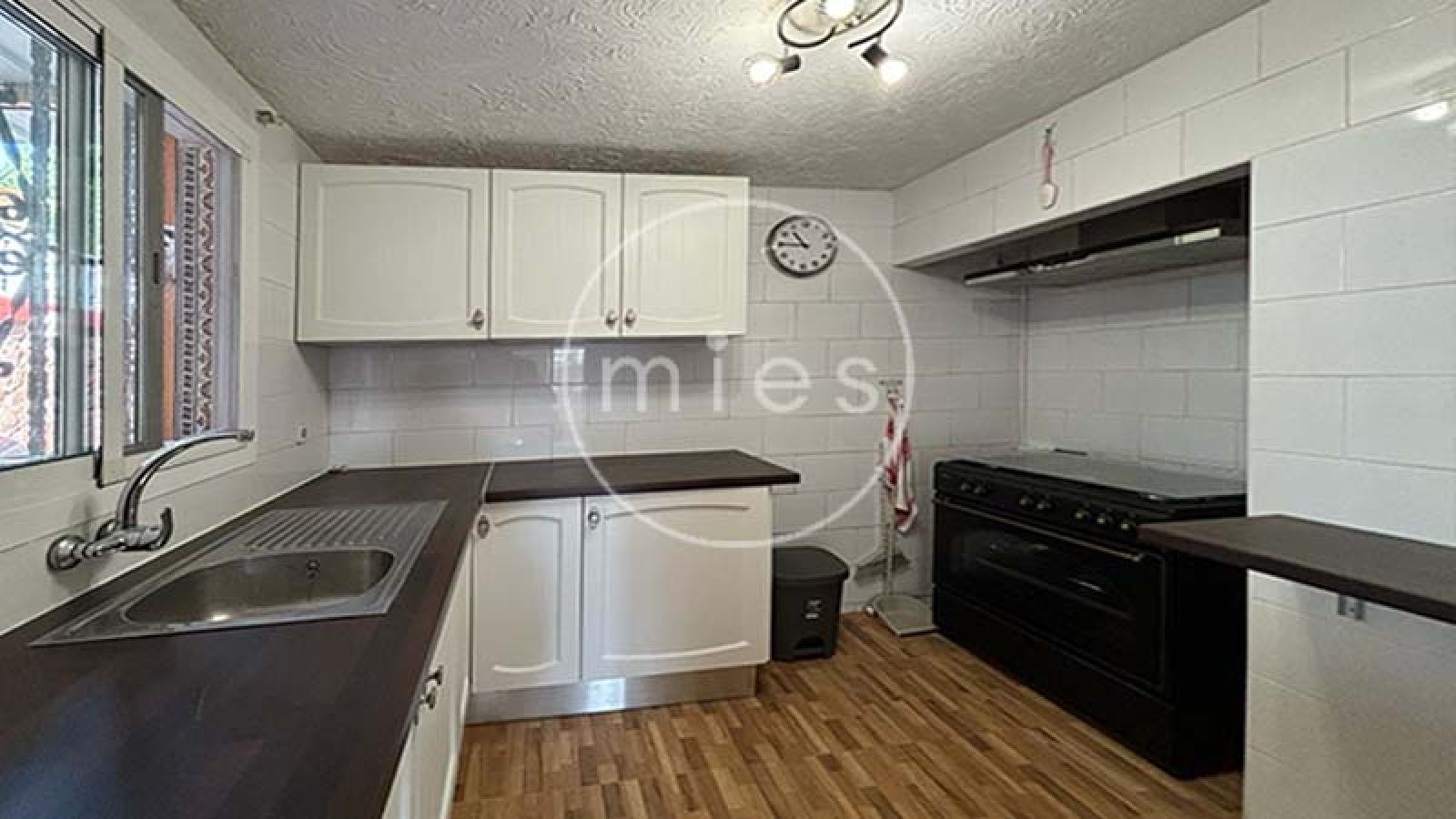 mies inmobiliaria vende chalet montur oportunidad