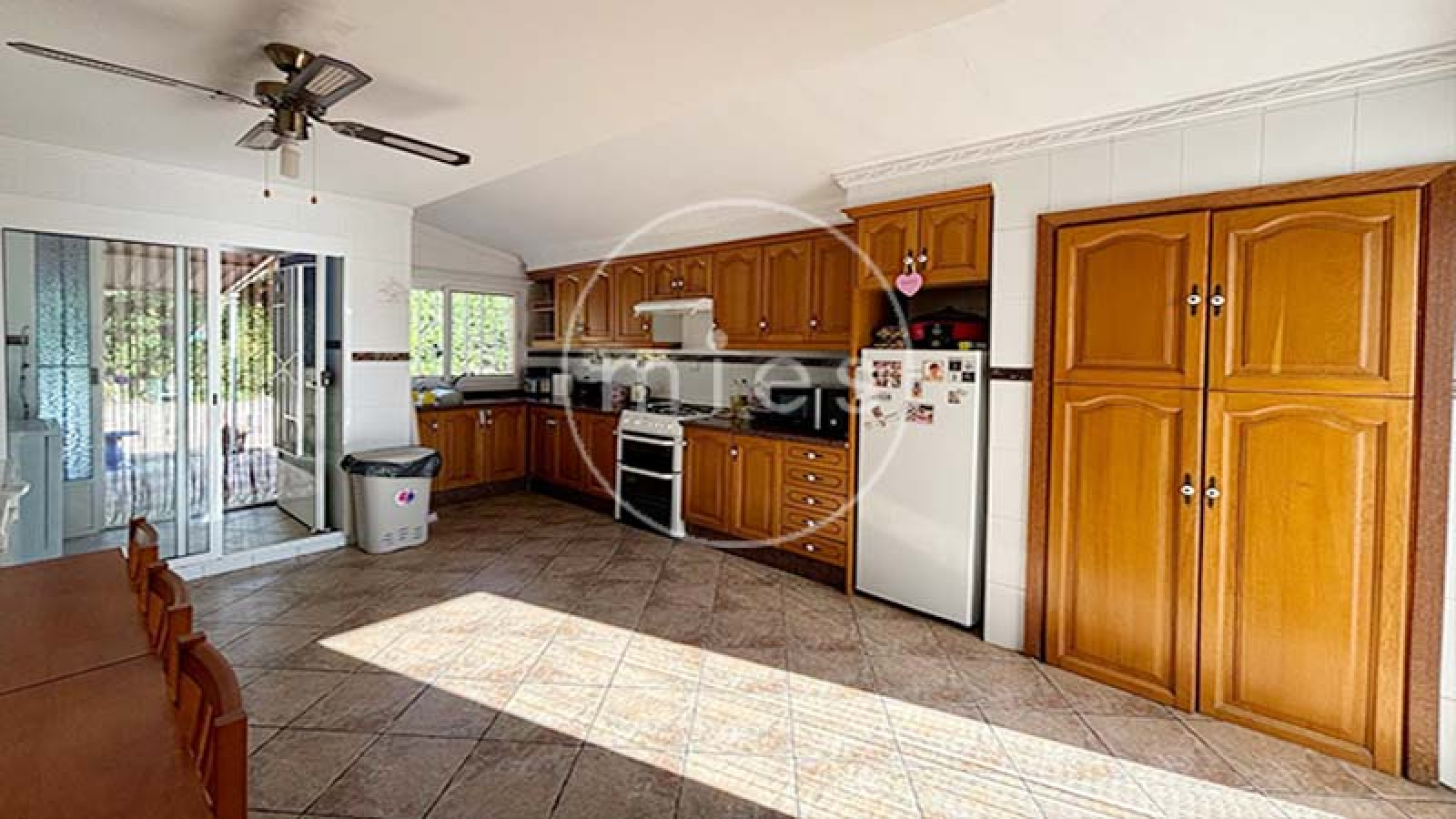 mies inmobiliaria vende chalet montur oportunidad