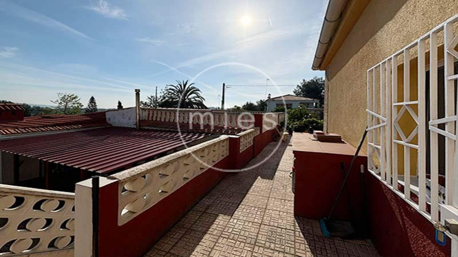 mies inmobiliaria vende chalet montur oportunidad