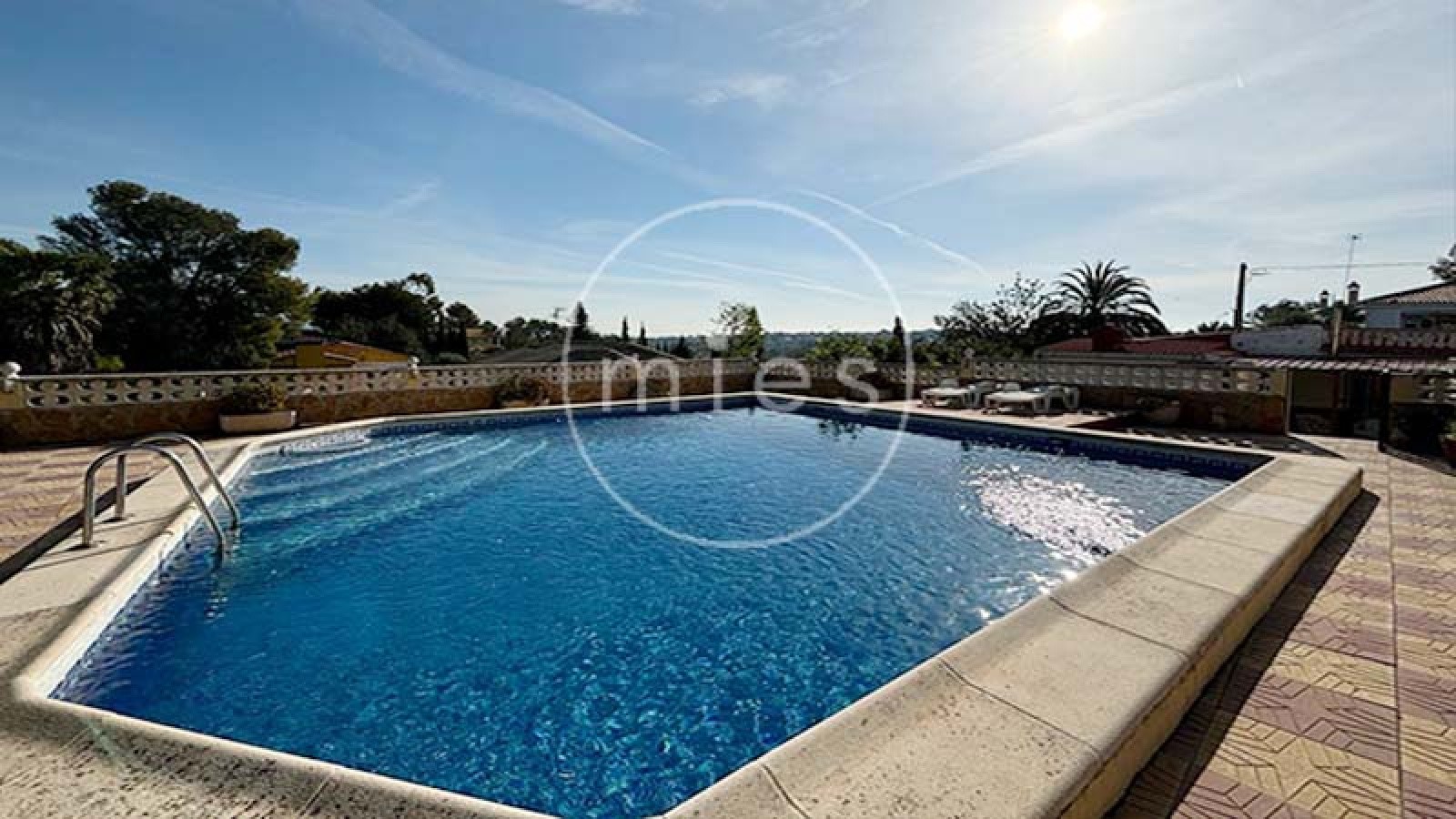 mies inmobiliaria vende chalet montur oportunidad