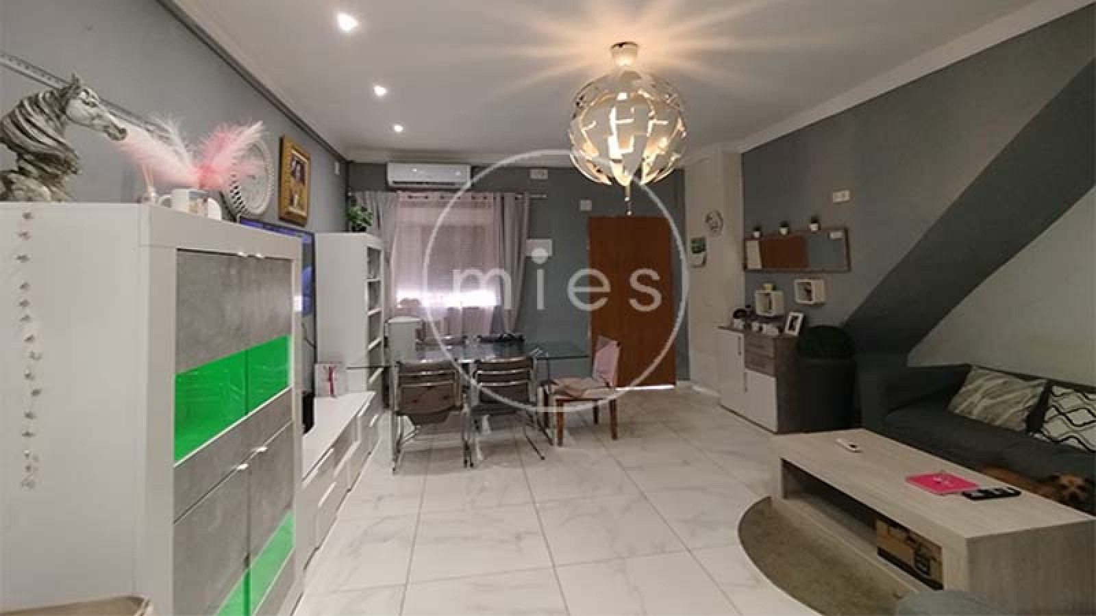 mies inmobiliaria vende casa pueblo torrent la ermita