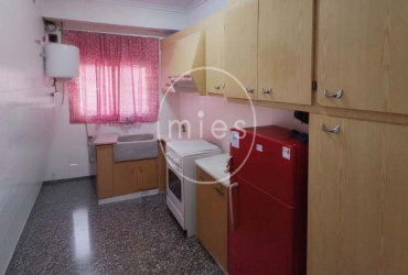 piso en venta Calle Valencia, comprar piso exterior, vivienda luminosa, inmobiliaria en Valencia, Mies Inmobiliaria, piso con balcón, inversión inmobiliaria, piso con potencial, oportunidad de compra, piso en buena ubicación