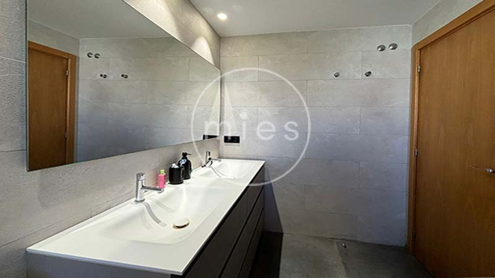 adosado-san-antonio-benageber-mies-inmobiliaria